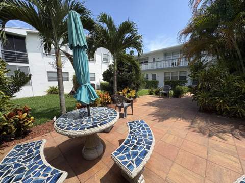 140 Windsor G, West Palm Beach FL - photo 16 of 20