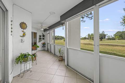 3871 Via Poinciana #104, Lake Worth FL - photo 16 of 28