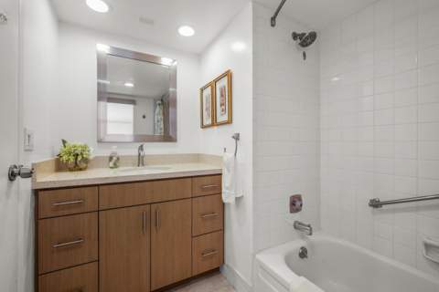 3871 Via Poinciana #104, Lake Worth FL - photo 18 of 28