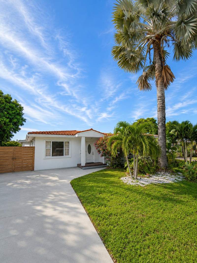 2 bedroom Single Family Residence at 4730 NE 3rd Avenue, North Andrews Gardens 2nd Add, Oakland Park — photo 2