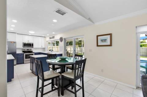2432 NW Timbercreek Circle, Boca Raton FL - photo 14 of 72