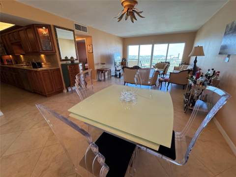 1200 Hibiscus Avenue #Ph3, Pompano Beach FL - photo 22 of 70