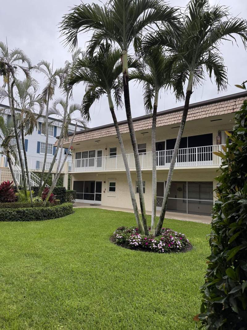 1 bedroom Condominium at 632 Snug Harbor Drive #D6, SNUG HARBOR GARDENS CONDO, Boynton Beach — photo 3
