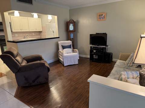 632 Snug Harbor Drive #D6, Boynton Beach FL - photo 6 of 33