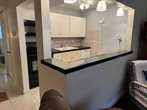 632 Snug Harbor Drive #D6, Boynton Beach FL - photo 9 of 33