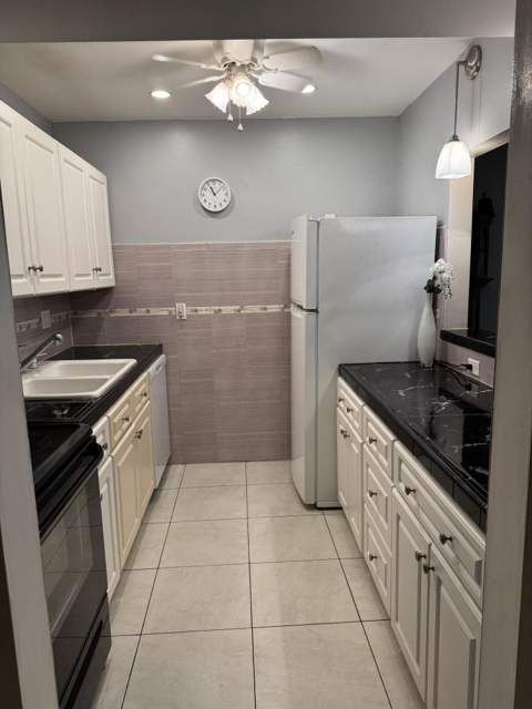 632 Snug Harbor Drive #D6, Boynton Beach FL - photo 11 of 33