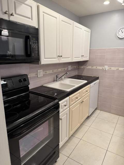 632 Snug Harbor Drive #D6, Boynton Beach FL - photo 13 of 33