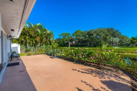 1315 SW 25th Avenue, Boynton Beach FL - photo 11 of 43