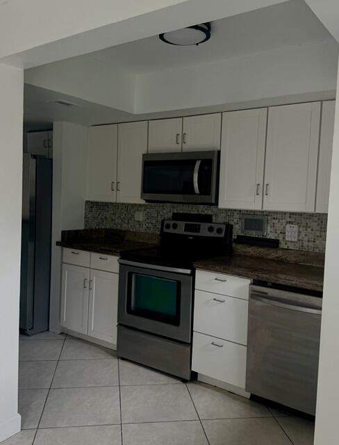 2 bedroom Condominium at 701 NW 19th Street #512, Tennis Club II Courts Condo, Fort Lauderdale — photo 5
