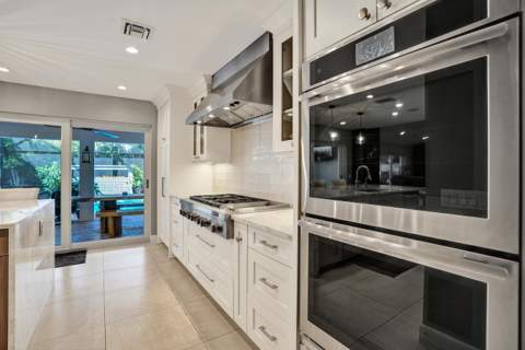 738 Middle River Drive, Fort Lauderdale FL - photo 18 of 119