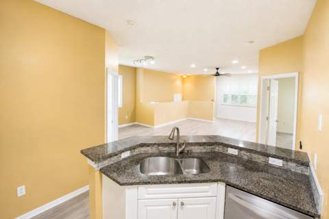2927 Crestwood Terrace #7201, Margate FL - photo 11 of 29