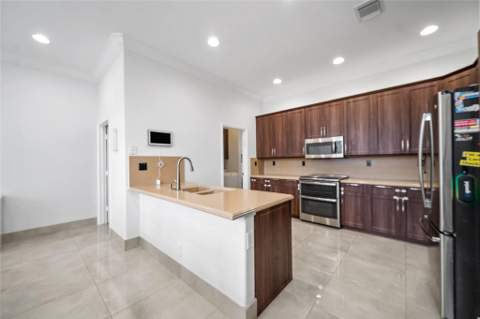 4916 SW 38th Way, Fort Lauderdale FL - photo 9 of 47