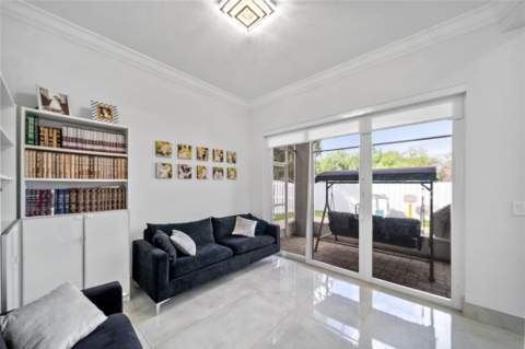 4916 SW 38th Way, Fort Lauderdale FL - photo 10 of 47