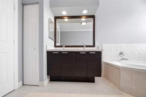 4916 SW 38th Way, Fort Lauderdale FL - photo 24 of 47