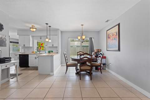 8621 NW 3rd Street, Pembroke Pines FL - photo 21 of 51
