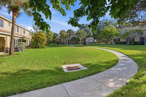 12207 SW 6th Street, Pembroke Pines FL - photo 17 of 25