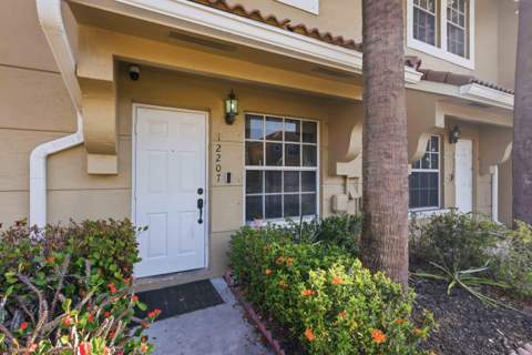 12207 SW 6th Street, Pembroke Pines FL - photo 20 of 25