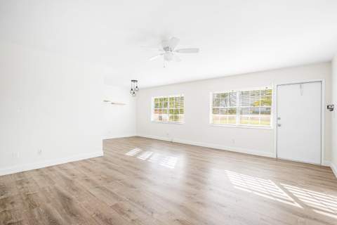2455 NE 51st Street #E102, Fort Lauderdale FL - photo 14 of 38