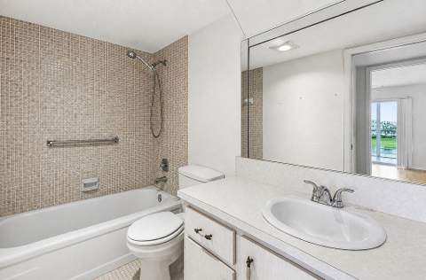 3026 Rexford B, Boca Raton FL - photo 10 of 17