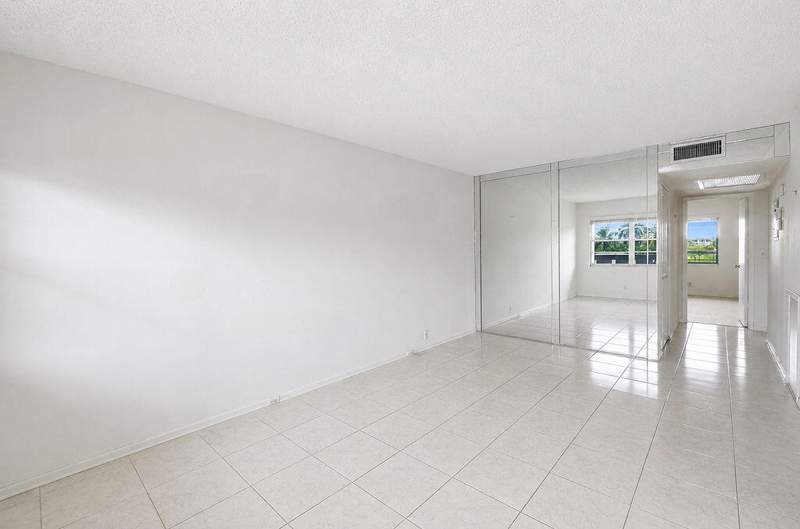 2 bedroom Condominium at 3026 Rexford B, Rexford At Century Village Condo, Boca Raton — photo 5