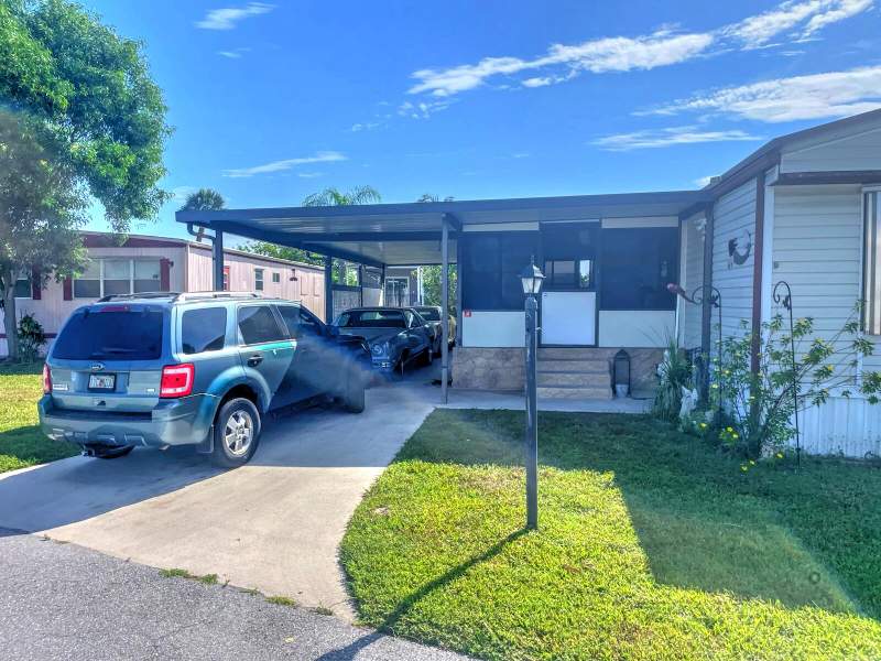 2 bedroom Stock Cooperative at 7319 43rd Way, Palm Lake Co-Op Inc Ph II, Riviera Beach — photo 2