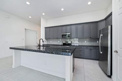 9135 SW Pepoli Way, Port St. Lucie FL - photo 14 of 57
