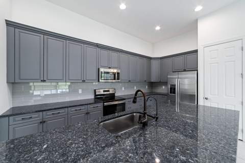 9135 SW Pepoli Way, Port St. Lucie FL - photo 13 of 57