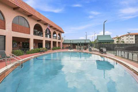 640 Tennis Club Drive #307, Fort Lauderdale FL - photo 12 of 14