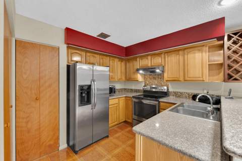 2024 Winners Circle #2024, North Lauderdale FL - photo 6 of 15