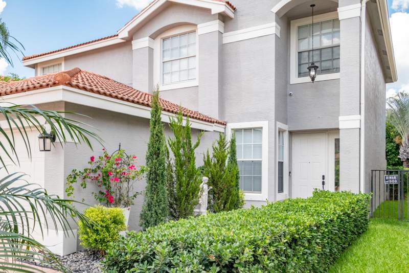 5 bedroom Single Family Residence at 5013 Cobalt Court, Nautica Isles West 1, Greenacres — photo 4