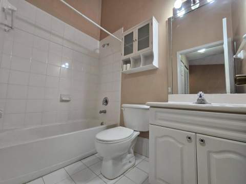 7900 NW 6th Street #205, Pembroke Pines FL - photo 15 of 28