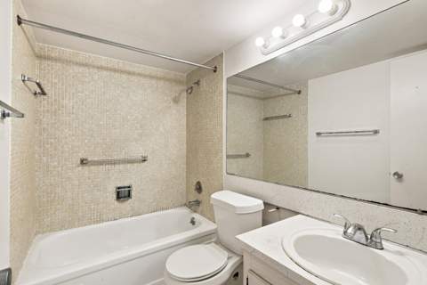 65 Camden C, West Palm Beach FL - photo 16 of 38