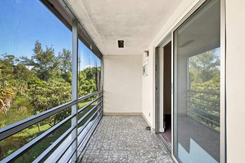 65 Camden C, West Palm Beach FL - photo 23 of 38