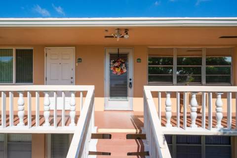 65 Camden C, West Palm Beach FL - photo 7 of 38