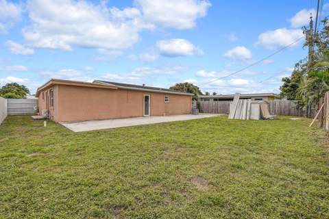 4389 Bellewood Street, Palm Beach Gardens FL - photo 21 of 22