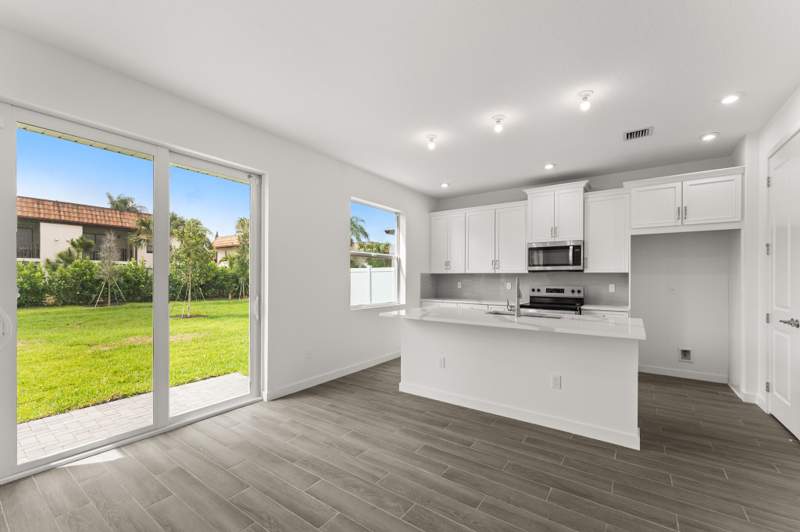 3 bedroom Single Family Residence at 7296 Claudelle Street, Forest Oaks Residential Pud, Lake Worth — photo 2