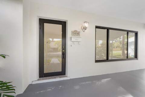 3030 Arthur Street, Hollywood FL - photo 11 of 50