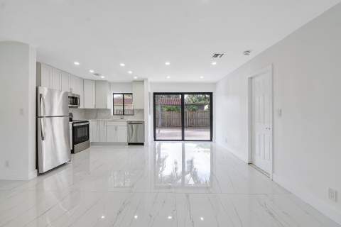 3030 Arthur Street, Hollywood FL - photo 16 of 50