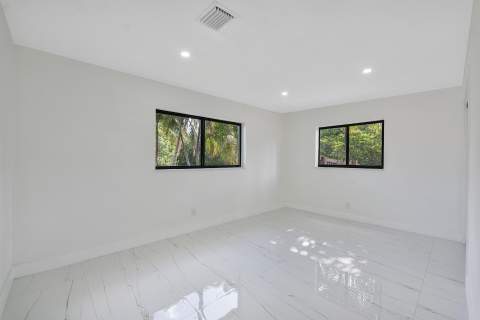 3030 Arthur Street, Hollywood FL - photo 21 of 50