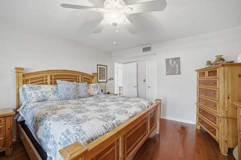 3200 N Ocean Drive #104, Hollywood FL - photo 13 of 31