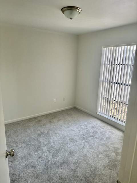 11605 NW 11th Street, Pembroke Pines FL - photo 12 of 20