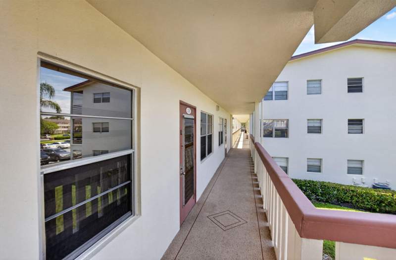 2 bedroom Condominium at 236 Preston Way #f, Preston At Century Village Condo, Boca Raton — photo 4