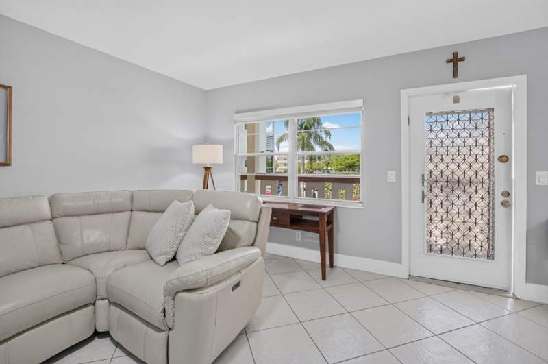 2 bedroom Condominium at 236 Preston Way #f, Preston At Century Village Condo, Boca Raton — photo 5