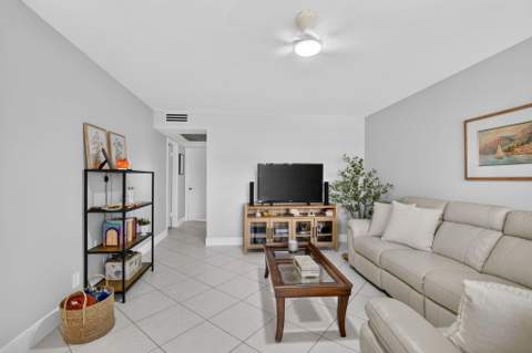 236 Preston Way #f, Boca Raton FL - photo 7 of 87