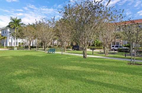 245 Murcia Drive #204, Jupiter FL - photo 15 of 20