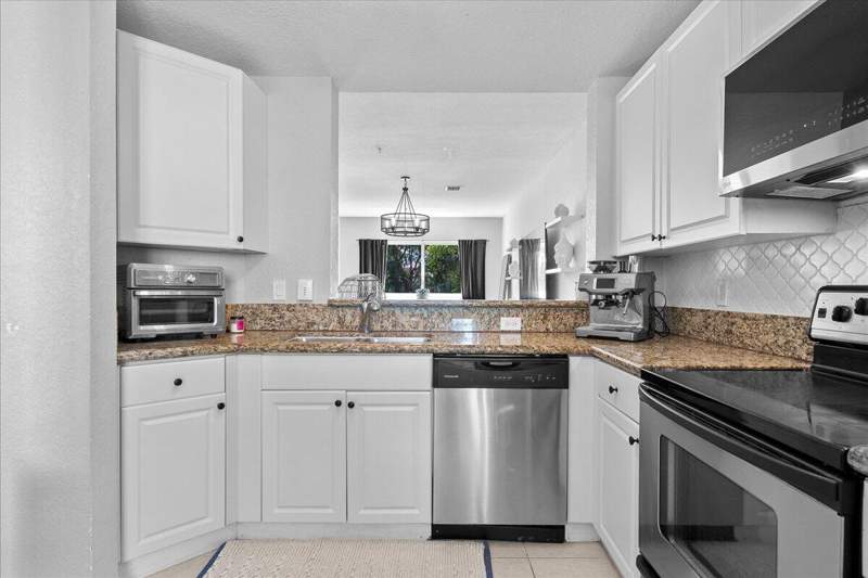 2 bedroom Townhouse at 1403 Coastal Bay Boulevard, Coastal Bay Colony, Boynton Beach — photo 4