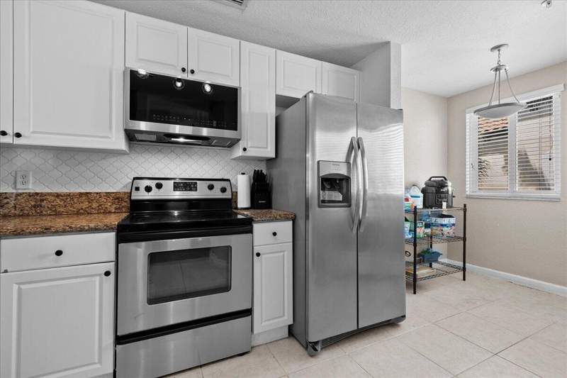 2 bedroom Townhouse at 1403 Coastal Bay Boulevard, Coastal Bay Colony, Boynton Beach — photo 3
