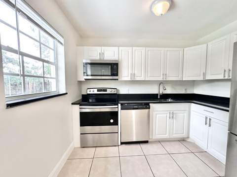 4845 Andros Drive, West Palm Beach FL - photo 14 of 55