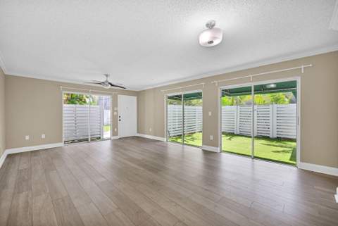 544 NW 98th Avenue, Plantation FL - photo 6 of 44