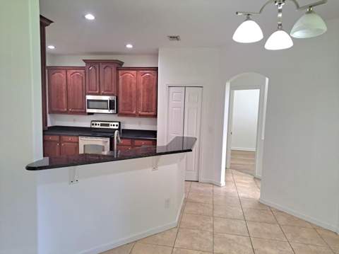 2262 SE Glover Street, Port St. Lucie FL - photo 8 of 20